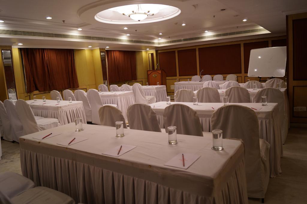 Royal Fort Hotel Визакхапатнам Екстериор снимка