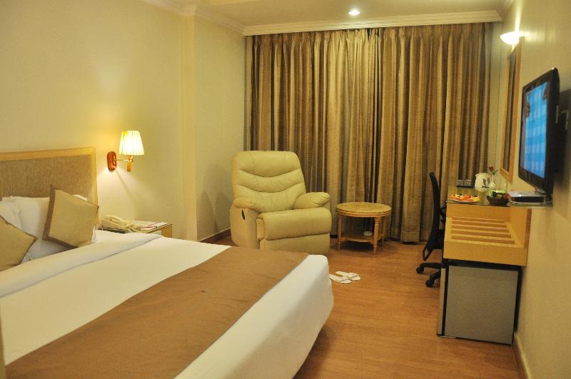 Royal Fort Hotel Визакхапатнам Екстериор снимка