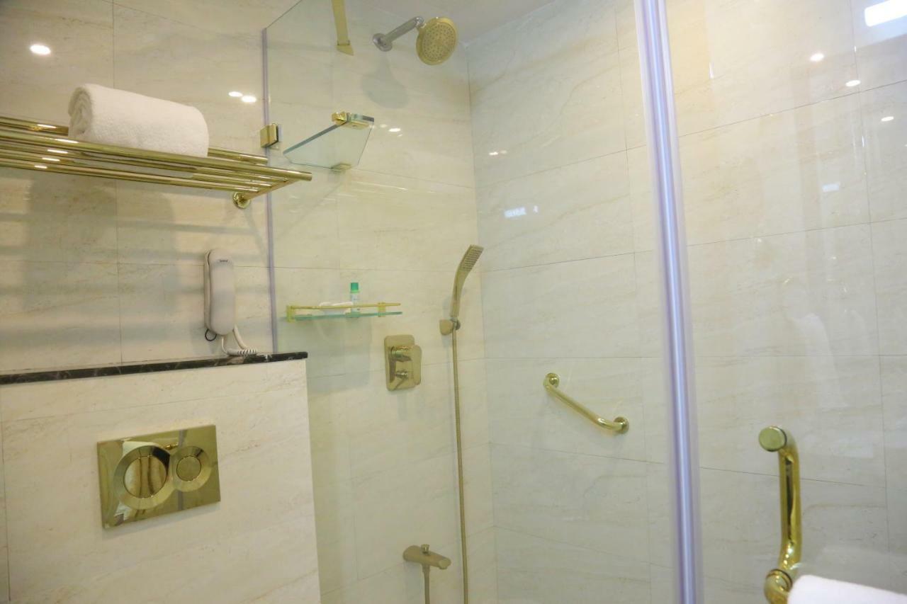Royal Fort Hotel Визакхапатнам Екстериор снимка